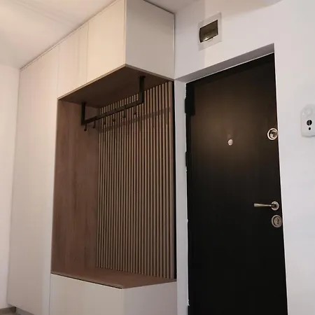 My Place Free Parking & Self Check-in Apartman Kolozsvár